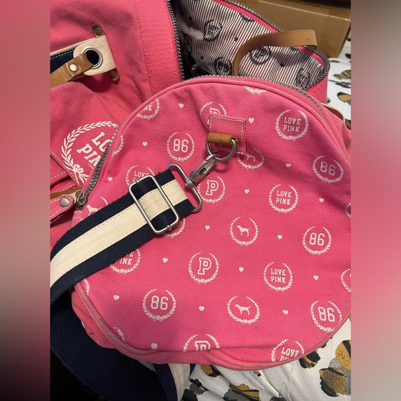 Y2K 2000s VS PINK Duffle Bag - Picture 4 of 8